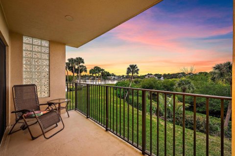 Condo in Jupiter, Florida, 2 bedrooms № 2244488 - photo 18