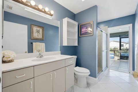 Casa en venta en Jensen Beach, Florida, 3 dormitorios, 165.92 m2 № 2173518 - foto 18