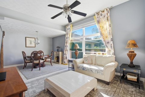 Casa en venta en Jensen Beach, Florida, 3 dormitorios, 165.92 m2 № 2173518 - foto 5