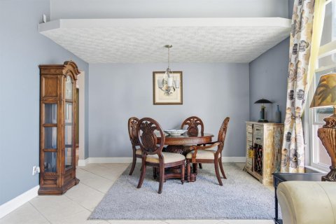 Casa en venta en Jensen Beach, Florida, 3 dormitorios, 165.92 m2 № 2173518 - foto 6