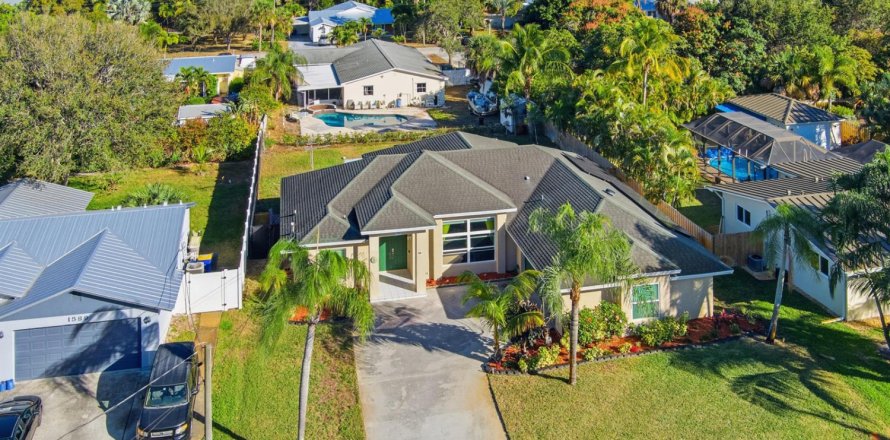 Casa en Jensen Beach, Florida 3 dormitorios, 165.92 m2 № 2173518