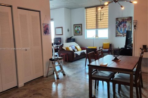 Copropriété à louer à Miami, Floride: 1 chambre, 72.84 m2 № 1921625 - photo 27
