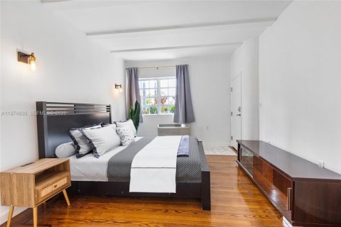 Снять в аренду кондоминиум в Майами-Бич, Флорида 1 спальня, 54.53м2, № 2036123 - фото 3