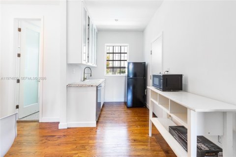 Снять в аренду кондоминиум в Майами-Бич, Флорида 1 спальня, 54.53м2, № 2036123 - фото 14