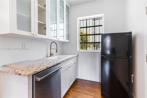 Снять в аренду кондоминиум в Майами-Бич, Флорида 1 спальня, 54.53м2, № 2036123 - фото 6