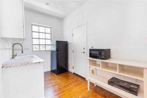 Снять в аренду кондоминиум в Майами-Бич, Флорида 1 спальня, 54.53м2, № 2036123 - фото 15