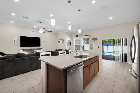 Villa ou maison à vendre à Port St. Lucie, Floride: 4 chambres, 226.5 m2 № 2078336 - photo 14