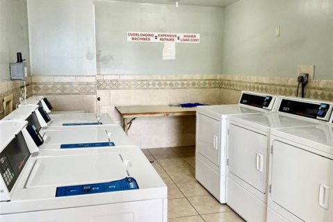 Condominio en alquiler en Clearwater, Florida, 1 dormitorio, 72 m2 № 1849847 - foto 30