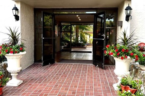 Condominio en alquiler en Clearwater, Florida, 1 dormitorio, 72 m2 № 1849847 - foto 1