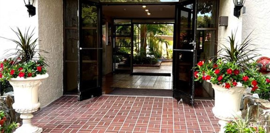Condominio en Clearwater, Florida, 1 dormitorio  № 1849847