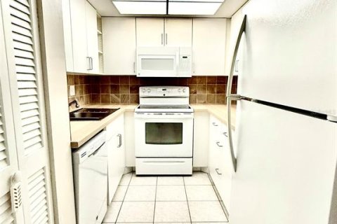 Condominio en alquiler en Clearwater, Florida, 1 dormitorio, 72 m2 № 1849847 - foto 12