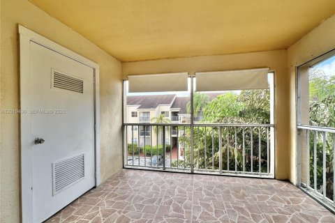 Copropriété à louer à Miami, Floride: 1 chambre, 64.38 m2 № 2171043 - photo 6