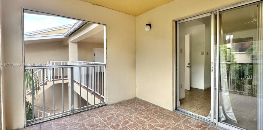 Condo à Miami, Floride, 1 chambre № 2171043
