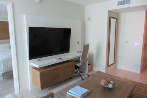 Condo in Fort Lauderdale, Florida, 1 bedroom № 2183292 - photo 7
