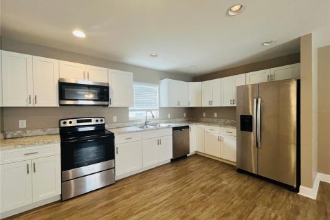 Appartement à louer à Lake Alfred, Floride: 2 chambres, 83.98 m2 № 1789814 - photo 3