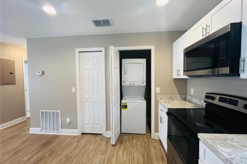 Appartement à louer à Lake Alfred, Floride: 2 chambres, 83.98 m2 № 1789814 - photo 4