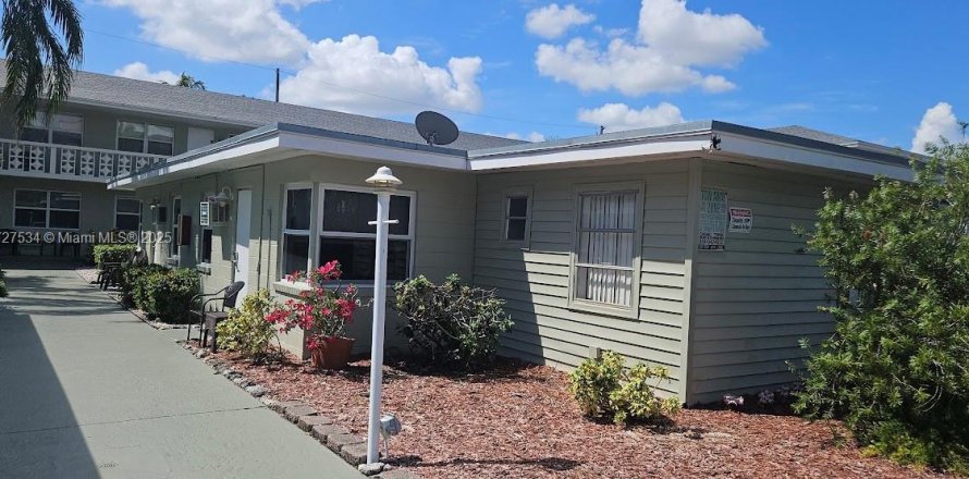 Condo à Pompano Beach, Floride, 1 chambre № 1867558