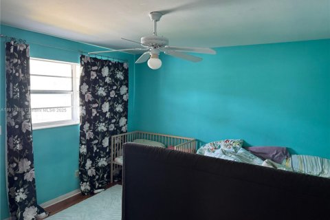 Condo à Hollywood, Floride, 2 chambres  № 2013146