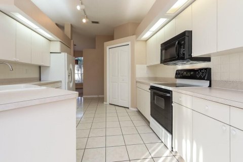 Casa en alquiler en Sarasota, Florida, 3 dormitorios, 178.74 m2 № 1894736 - foto 5