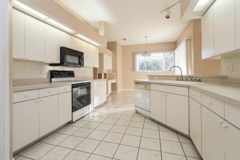 Casa en alquiler en Sarasota, Florida, 3 dormitorios, 178.74 m2 № 1894736 - foto 4