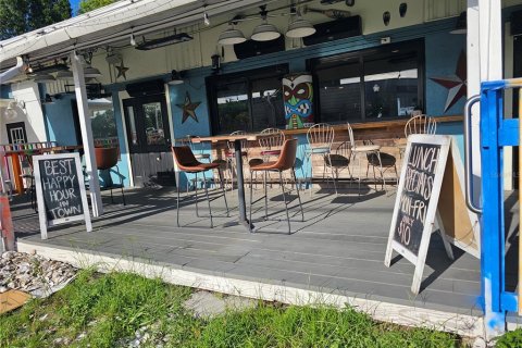 Immobilier commercial à vendre à Tarpon Springs, Floride: 477.98 m2 № 2315339 - photo 4
