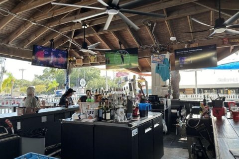 Immobilier commercial à vendre à Tarpon Springs, Floride: 477.98 m2 № 2315339 - photo 12
