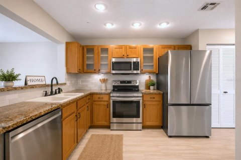 Condo in Altamonte Springs, Florida, 3 bedrooms  № 2096294 - photo 4