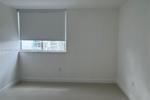 Copropriété à louer à Miami, Floride: 2 chambres, 93.09 m2 № 1985937 - photo 10