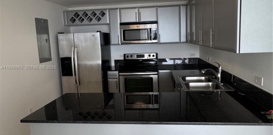 Condo à Miami, Floride, 2 chambres  № 1985937