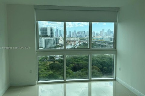 Copropriété à louer à Miami, Floride: 2 chambres, 93.09 m2 № 1985937 - photo 14