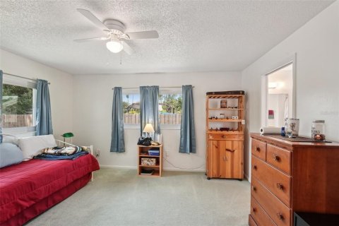 House in Port Charlotte, Florida 3 bedrooms, 100.15 sq.m. № 1759895 - photo 15
