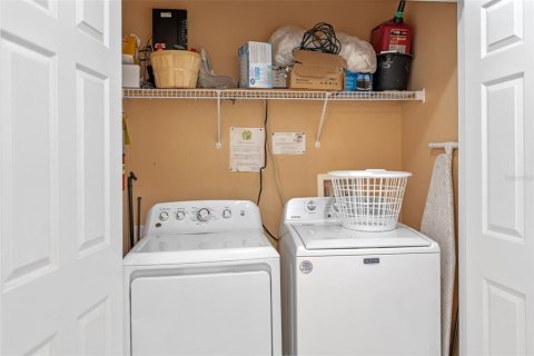 Touwnhouse à vendre à Kissimmee, Floride: 4 chambres, 151.99 m2 № 1685271 - photo 22