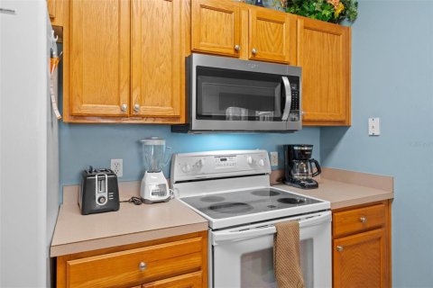 Touwnhouse à vendre à Kissimmee, Floride: 4 chambres, 151.99 m2 № 1685271 - photo 9