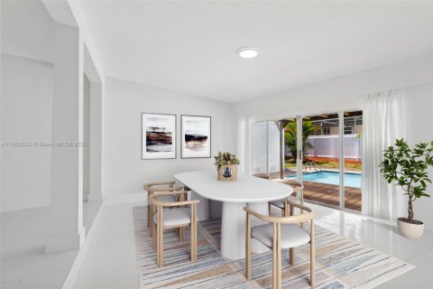Casa en venta en North Miami, Florida, 4 dormitorios № 1893273 - foto 8