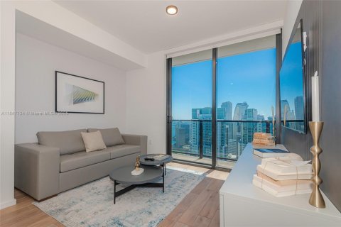 Condo in Miami, Florida, 2 bedrooms  № 1960776 - photo 5