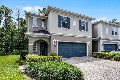 Touwnhouse à vendre à Oviedo, Floride: 4 chambres, 195.37 m2 № 1824143 - photo 1