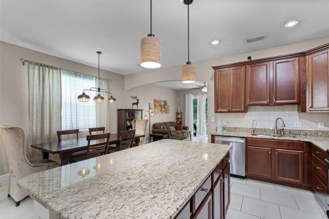 Touwnhouse à vendre à Oviedo, Floride: 4 chambres, 195.37 m2 № 1824143 - photo 11