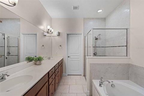 Touwnhouse à vendre à Oviedo, Floride: 4 chambres, 195.37 m2 № 1824143 - photo 16