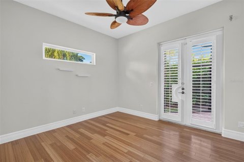 House in Fort Myers, Florida 3 bedrooms, 250.93 sq.m. № 2436685 - photo 19