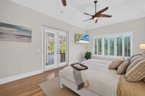 House in Fort Myers, Florida 3 bedrooms, 250.93 sq.m. № 2436685 - photo 11
