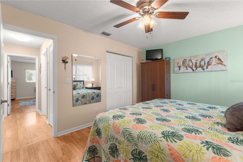 House in Ocala, Florida 2 bedrooms, 130.9 sq.m. № 2228331 - photo 18