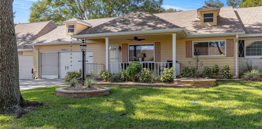 House in Ocala, Florida 2 bedrooms, 130.9 sq.m. № 2228331