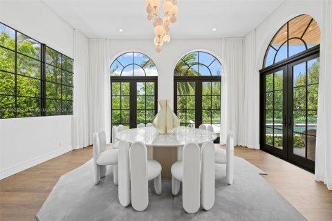 Casa en venta en Hallandale Beach, Florida, 6 dormitorios, 738.39 m2 № 1415373 - foto 14