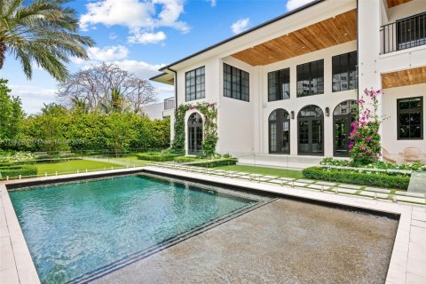 Casa en venta en Hallandale Beach, Florida, 6 dormitorios, 738.39 m2 № 1415373 - foto 30