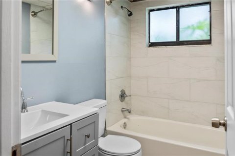 Condominio en alquiler en Temple Terrace, Florida, 2 dormitorios, 89.19 m2 № 1592579 - foto 20