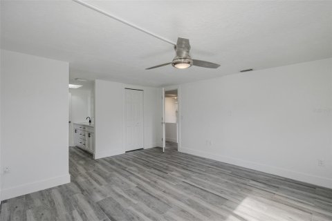 Casa en venta en Port Richey, Florida, 2 dormitorios, 137.5 m2 № 1919062 - foto 20