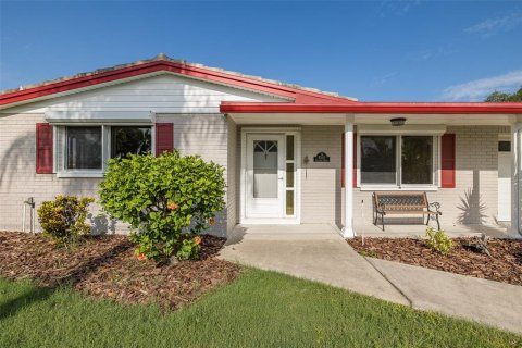 Casa en venta en Port Richey, Florida, 2 dormitorios, 137.5 m2 № 1919062 - foto 2