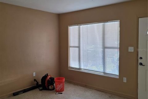Villa ou maison à louer à Orlando, Floride: 3 chambres, 134.24 m2 № 2418840 - photo 2