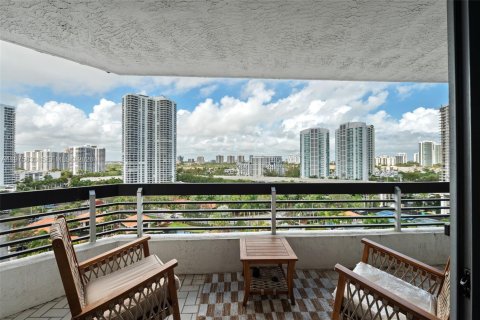 Купить кондоминиум в Авентура, Флорида 2 спальни, 134.43м2, № 2044555 - фото 24