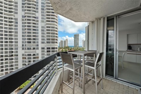 Купить кондоминиум в Авентура, Флорида 2 спальни, 134.43м2, № 2044555 - фото 25